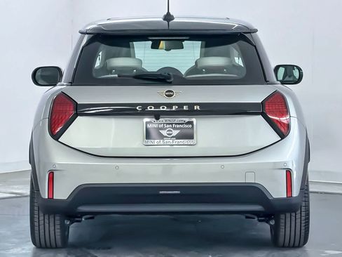 New 2026 MINI Cooper 2-Door Hardtop FWD image 7
