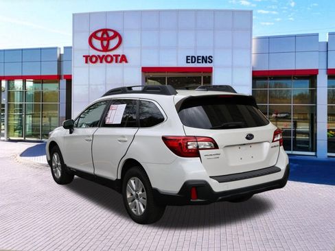 Used 2019 Subaru Outback 2.5i Premium AWD/4WD image 7