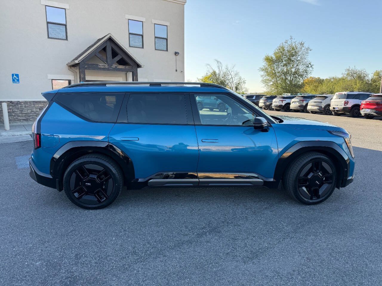 Used 2024 Kia EV9 GT-Line AWD/4WD image 8