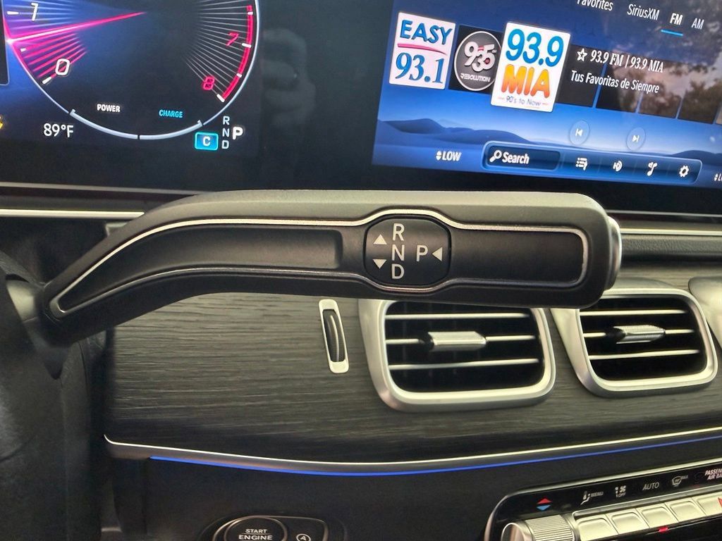 Used 2025 Mercedes-Benz GLE 350 4MATIC image 8
