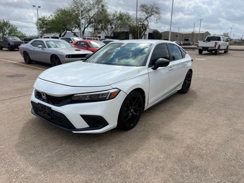 Used 2023 Honda Civic Sport image 1