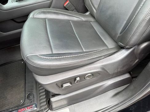 Used 2024 GMC Sierra 1500 Denali w/ Technology Package AWD/4WD image 20