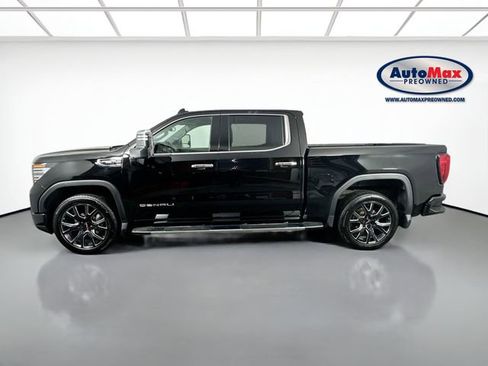 Used 2024 GMC Sierra 1500 Denali w/ Denali Carbonpro Edition AWD/4WD image 9