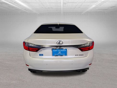 Used 2016 Lexus ES 350 w/ Premium Package w/Wood Trim FWD image 6