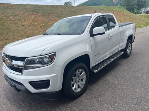 Used 2020 Chevrolet Colorado LT w/ Safety Package RWD image 1