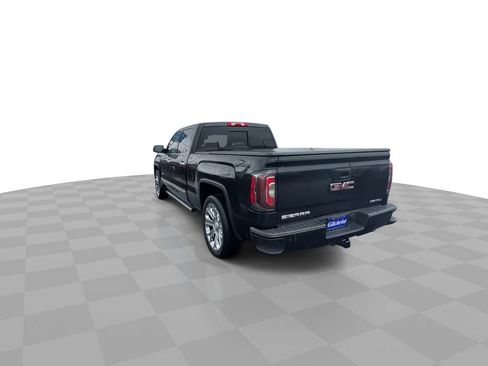 Used 2017 GMC Sierra 1500 Denali w/ Denali Ultimate Package AWD/4WD image 6