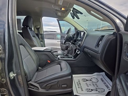 Used 2017 Chevrolet Colorado Z71 image 35