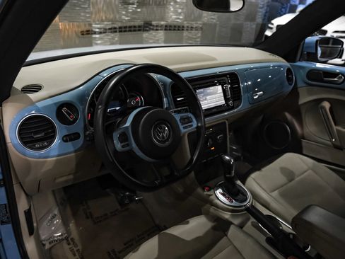 Used 2014 Volkswagen Beetle 1.8T FWD image 3