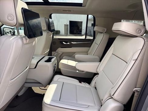 Certified 2023 GMC Yukon XL Denali w/ Denali Reserve Package image 15