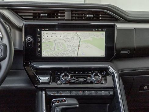 Used 2024 GMC Sierra 1500 Denali w/ Denali Reserve Package image 10