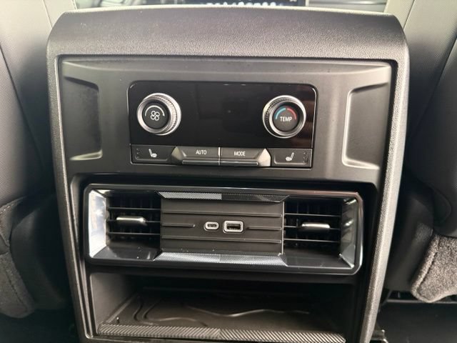 Used 2026 GMC Hummer EV SUV w/ LPO, Dark Essentials Package AWD/4WD image 27