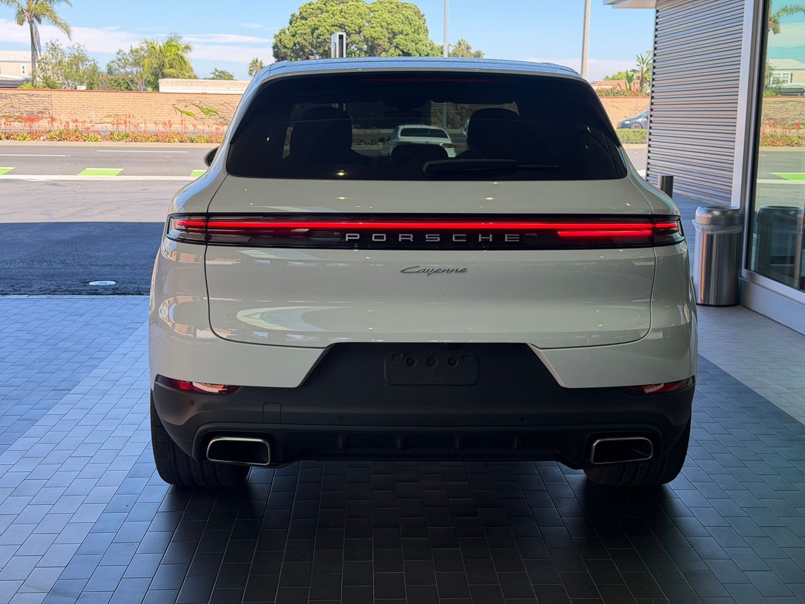 Certified 2024 Porsche Cayenne AWD/4WD image 11