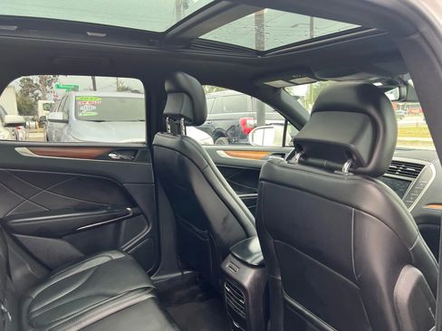 Used 2017 Lincoln MKC Reserve image 15