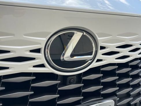 New 2026 Lexus RX 450h AWD w/ Convenience Package image 15