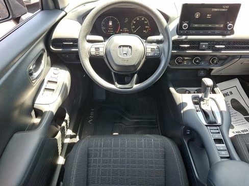 Used 2025 Honda HR-V LX image 11