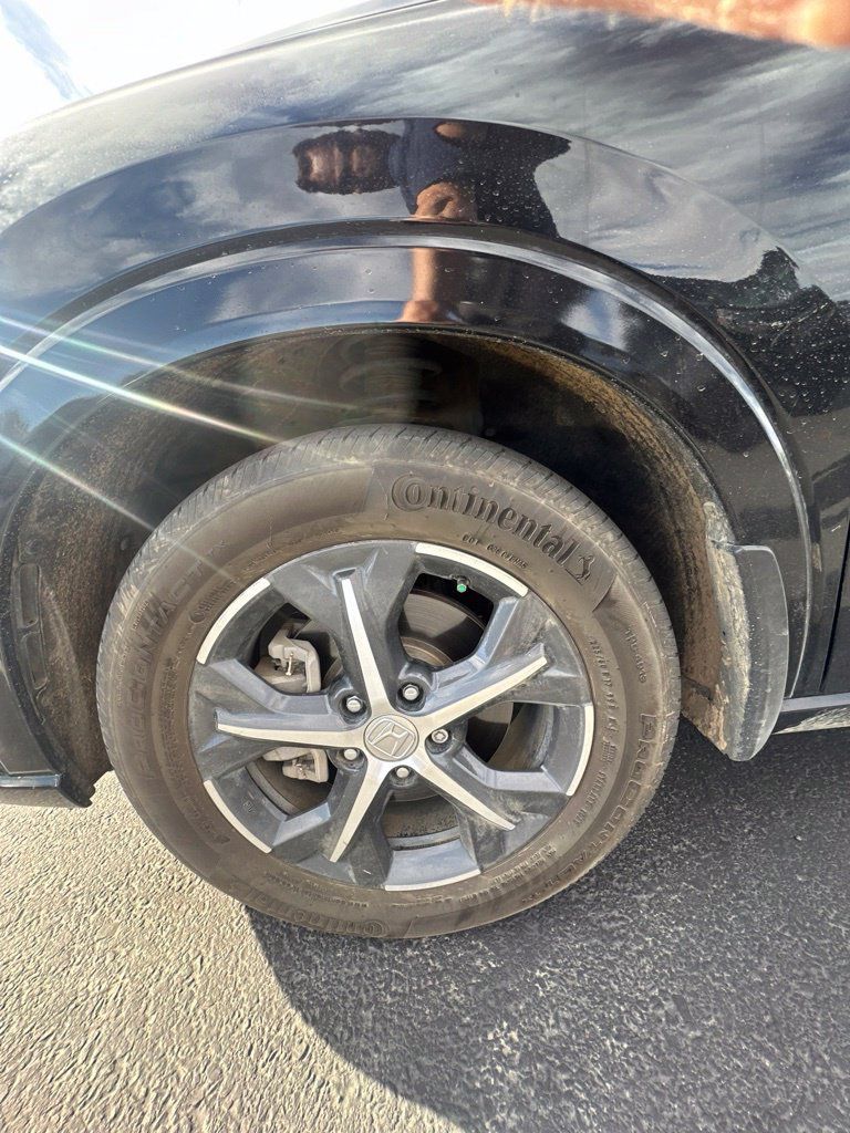 Used 2023 Honda HR-V EX-L image 9
