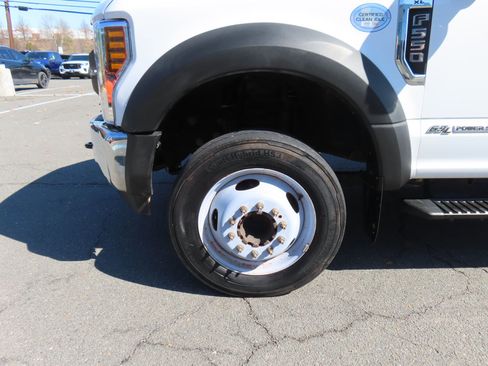 Used 2019 Ford F550 2WD Regular Cab Super Duty image 18