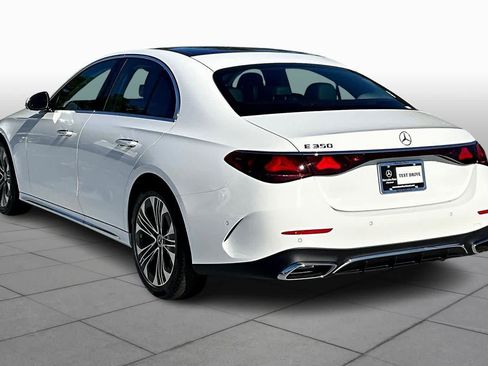 Used 2025 Mercedes-Benz E 350 Sedan image 11