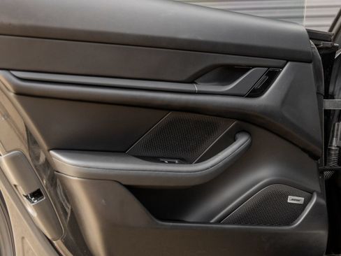 Certified 2020 Porsche Taycan 4S AWD/4WD image 32