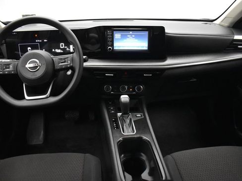 Used 2025 Nissan Kicks S AWD/4WD image 23