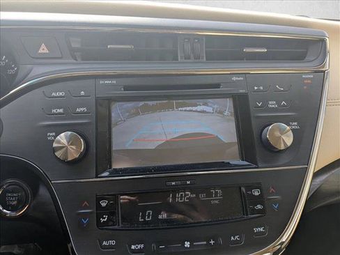 Used 2017 Toyota Avalon XLE image 13
