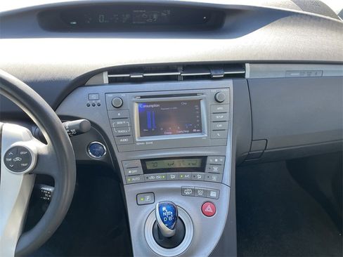 Used 2013 Toyota Prius Prime Plug-In Hybrid image 18