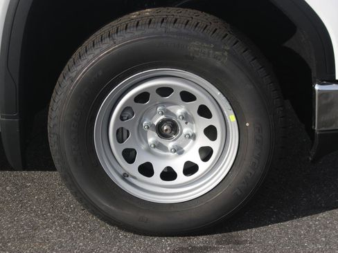 New 2026 GMC Sierra 1500 Pro w/ Pro Value Package image 9