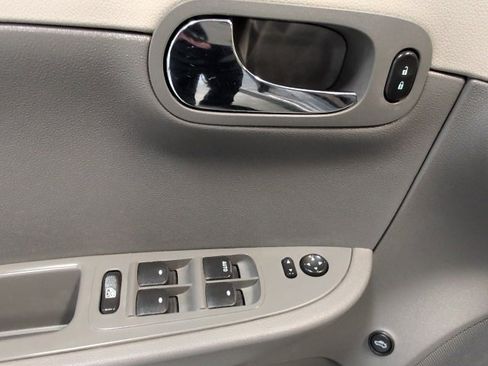 Used 2012 Chevrolet Malibu LS image 14