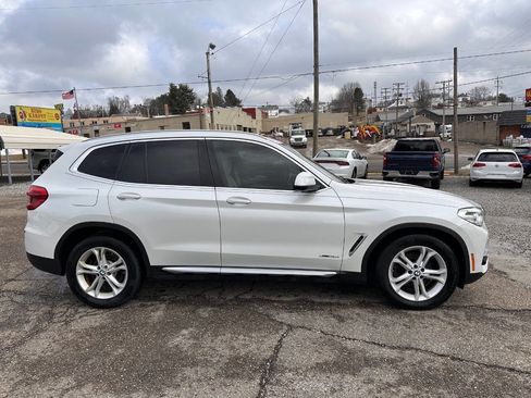 Used 2018 BMW X3 xDrive30i w/ Convenience Package image 9