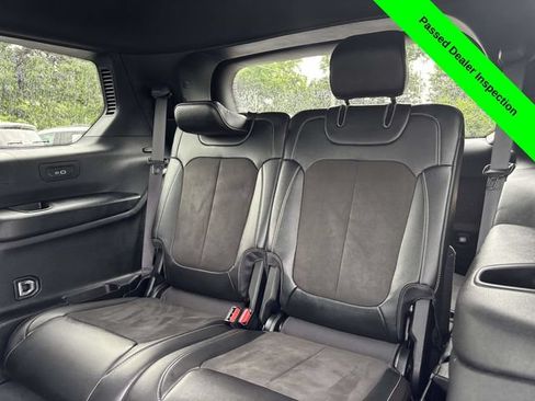 Used 2023 Jeep Grand Cherokee L Laredo AWD/4WD image 26