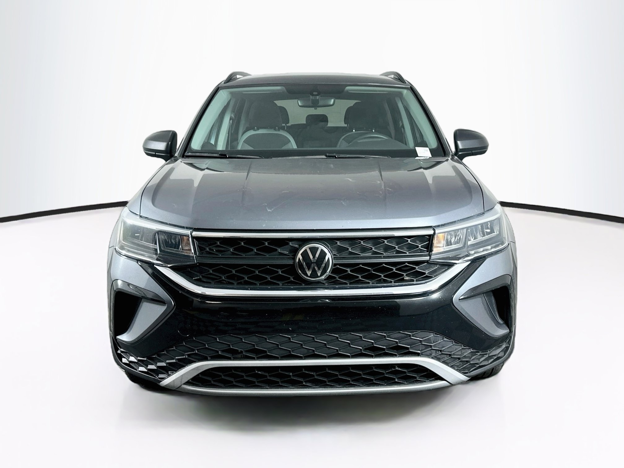 Used 2023 Volkswagen Taos S FWD image 2