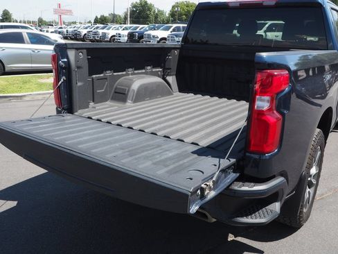 Used 2022 Chevrolet Silverado 1500 RST AWD/4WD image 18