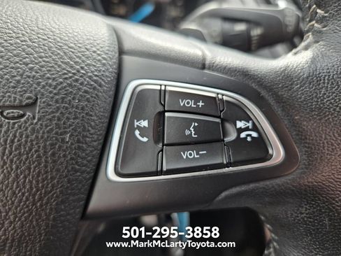 Used 2018 Ford Escape SE w/ SE Sport Appearance Package FWD image 26