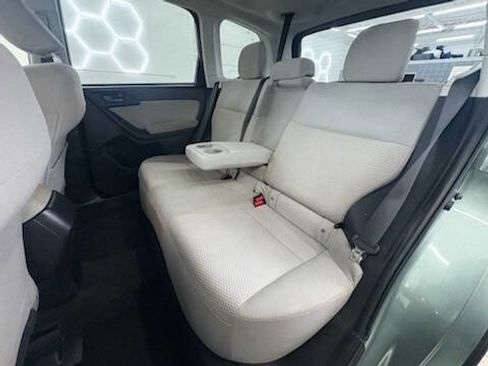 Used 2014 Subaru Forester 2.5i Premium w/ All-Weather Package image 7