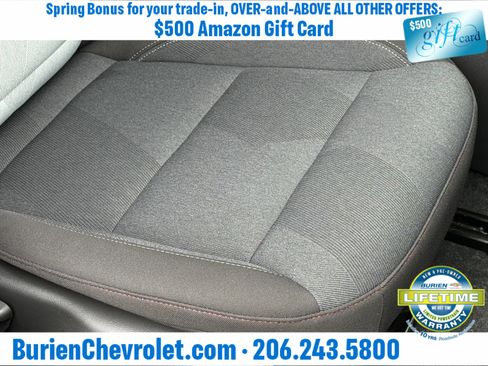 Used 2025 Chevrolet Trax RS w/ Sunroof Package image 22