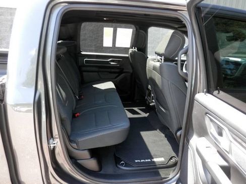 Used 2020 RAM 1500 Big Horn AWD/4WD image 36