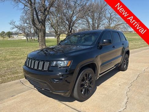 Used 2021 Jeep Grand Cherokee Laredo X image 7