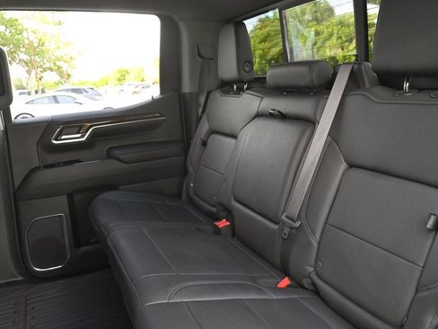 Used 2022 GMC Sierra 1500 Elevation w/ Elevation Premium Package image 14