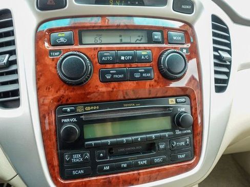 Used 2007 Toyota Highlander Limited image 18