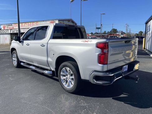Used 2021 Chevrolet Silverado 1500 LTZ image 3