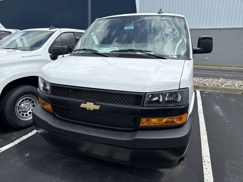 New 2025 Chevrolet Express 2500 w/ Driver Convenience Package image 3