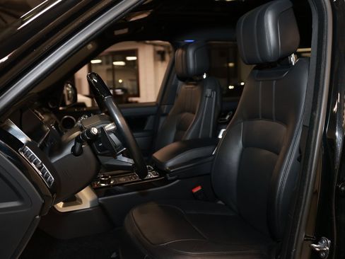 Used 2021 Land Rover Range Rover Westminster Edition image 11