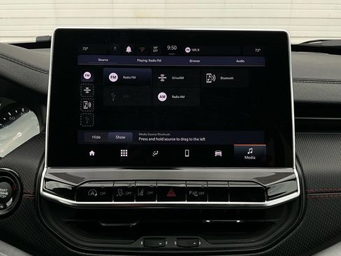 Used 2025 Jeep Compass Trailhawk w/ Trailer Tow Group image 31