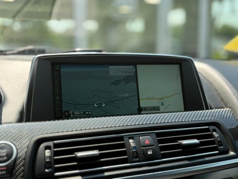 Used 2014 BMW M6 Convertible image 38