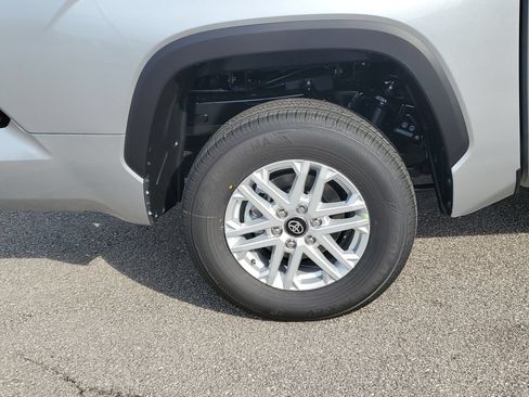 New 2026 Toyota Tundra SR5 AWD/4WD image 5
