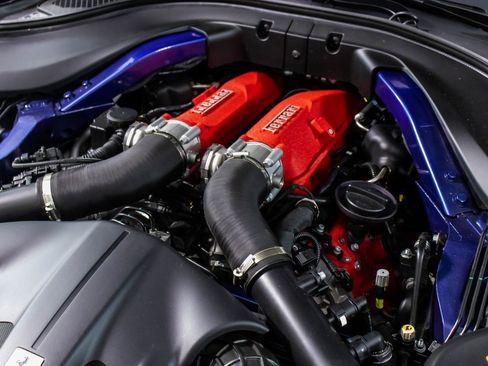 Certified 2022 Ferrari Roma image 54