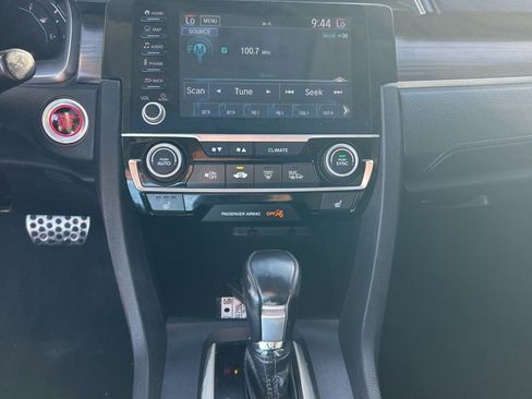 Used 2020 Honda Civic Touring image 10