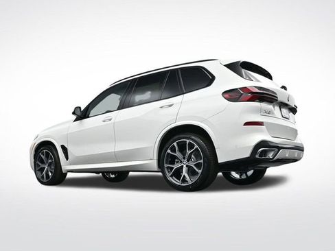 New 2026 BMW X5 xDrive40i w/ M Sport Package image 33