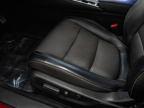 Used 2018 Honda Accord Sport image 29