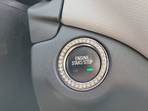 Used 2022 Chevrolet Equinox LT AWD/4WD image 35